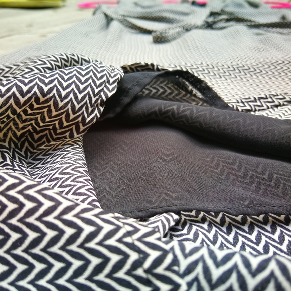 H&M Dress - Picture 5 of 8